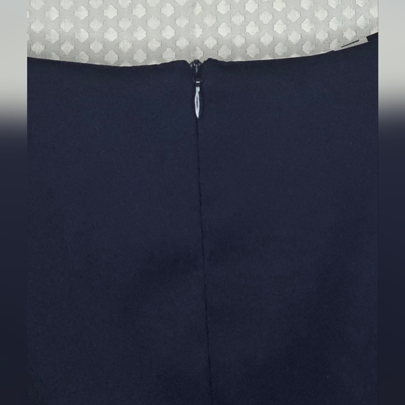 Chic Navy White Sheath Dress Small Work Office Career Bodycon Geometric - Picture 6 of 9